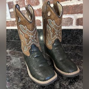 Old West Black Crackle Toe Boots
